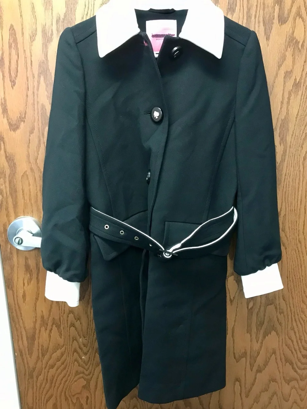 Kate Spade New York Black Trench Coat with contrasting white collar and cuffs 00